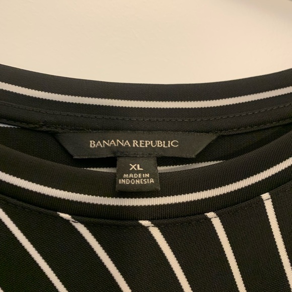 Banana Republic Black Dress with White Stripes - Picture 4 of 5